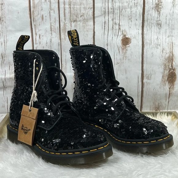 Dr.Martens 1460 Pascal Reversible Flipped Sequin Black/Silver Boots NEW - Picture 2 of 15
